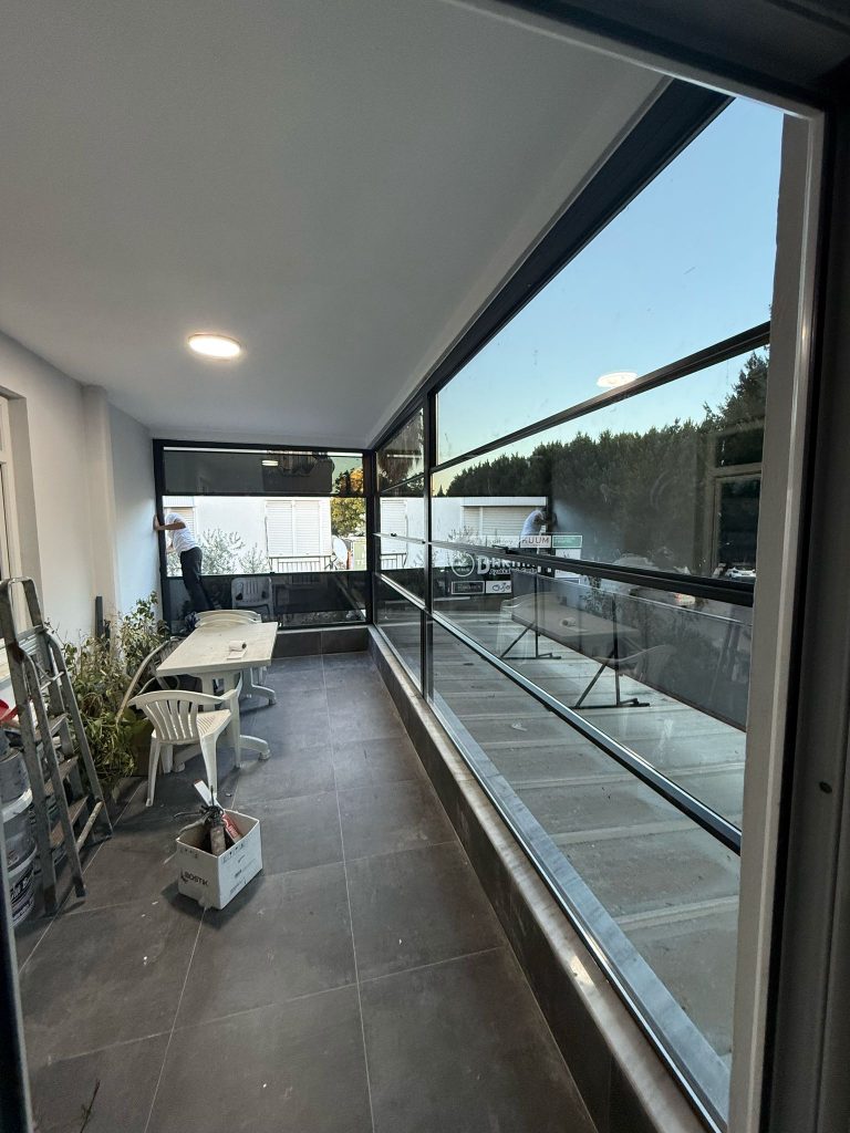 Cam Balkon Sistemleri
